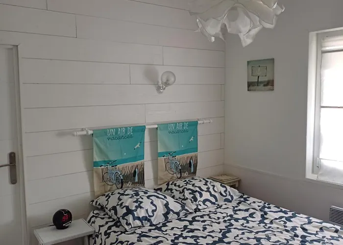 Maison Bord De * אסנלס